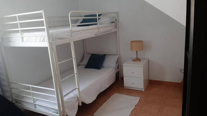 Casa rural para 6 personas, con terraza además de vistas y piscina en Pruna - 4