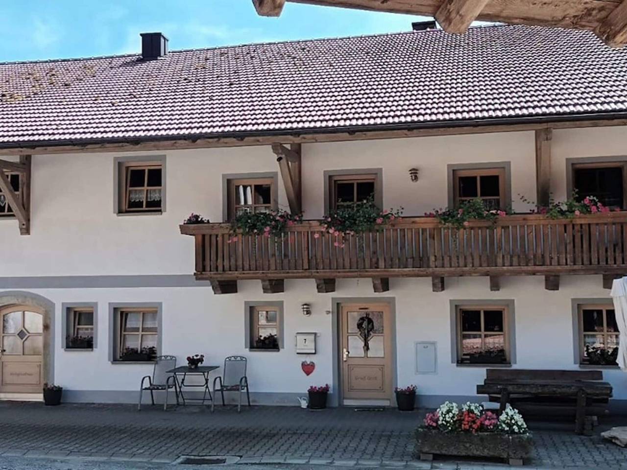 Ganze Wohnung, Ferienwohnung im Bayerischen Wald mit Terrasse in Viechtach, Ostbayern