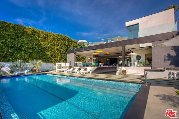 Villa pour 14 personnes, avec piscine ainsi que jacuzzi et balcon à Beverly Hills - 3