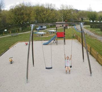 Chalet pour 5 Personnes dans Lons-le-Saunier, Jura, Photo 4