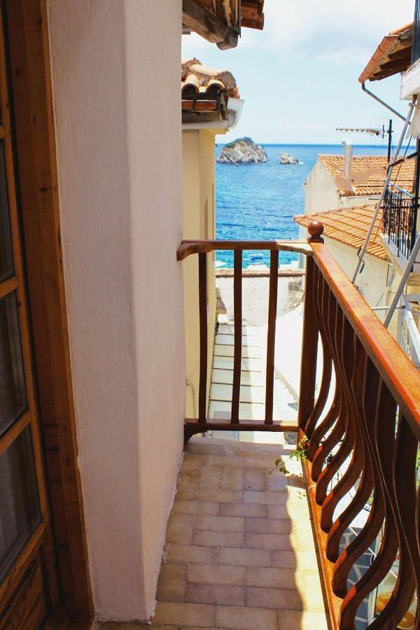 Chaos Woodcraft House in Parga City, Preveza regional unit