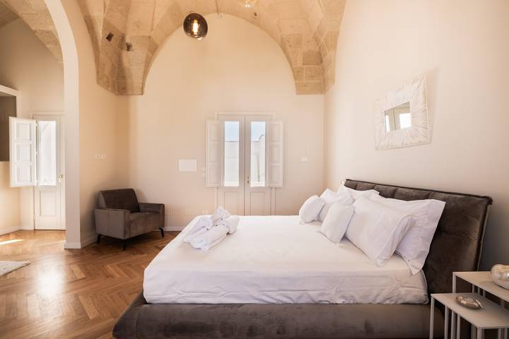Room 'Relais Luxury Xenia - Suite' with Shared Pool, Wi-Fi and Air Conditioning in Sternatia, Lecce Province