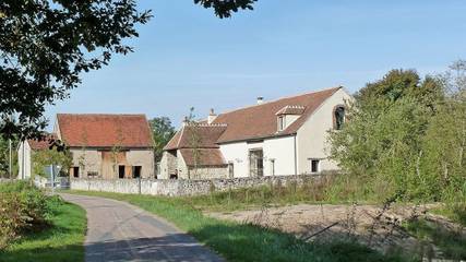 Ferme pour 10 personnes, avec jardin, animaux acceptés à Braize