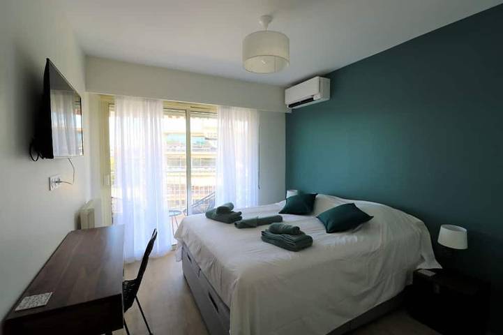 Apartamento entero, Lovely apartment with seaview from balcony in Saint-Laurent-du-Var, Costa mediterránea (Francia)