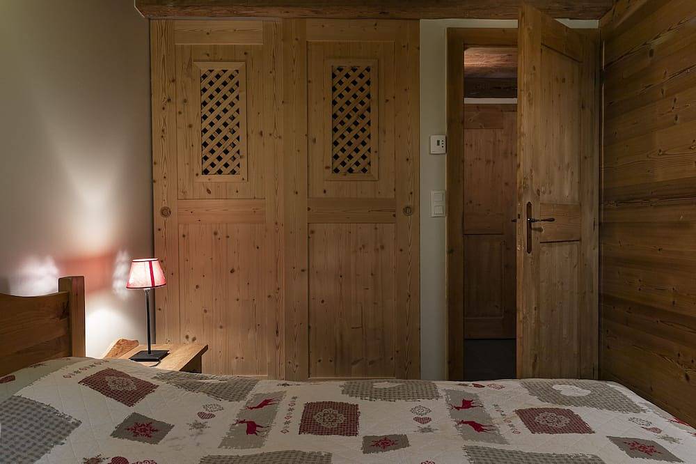 Mitten auf der letzten Alpage im Zentrum von Chatel erwartet Sie Pags Haut. in Châtel, Les Portes du Soleil