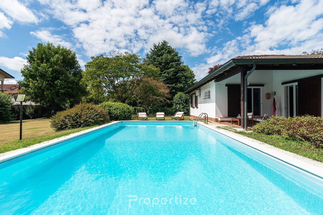 Villa Wanna by Propertize in Casorate Primo, Pavia Province