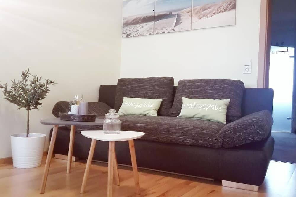 Ganze Wohnung, Ruhige, aber doch zentral gelegene,neu renovierte Ferienwohnung für 2-4 Personen in Bullay, Traben-Trarbach und Umbegung