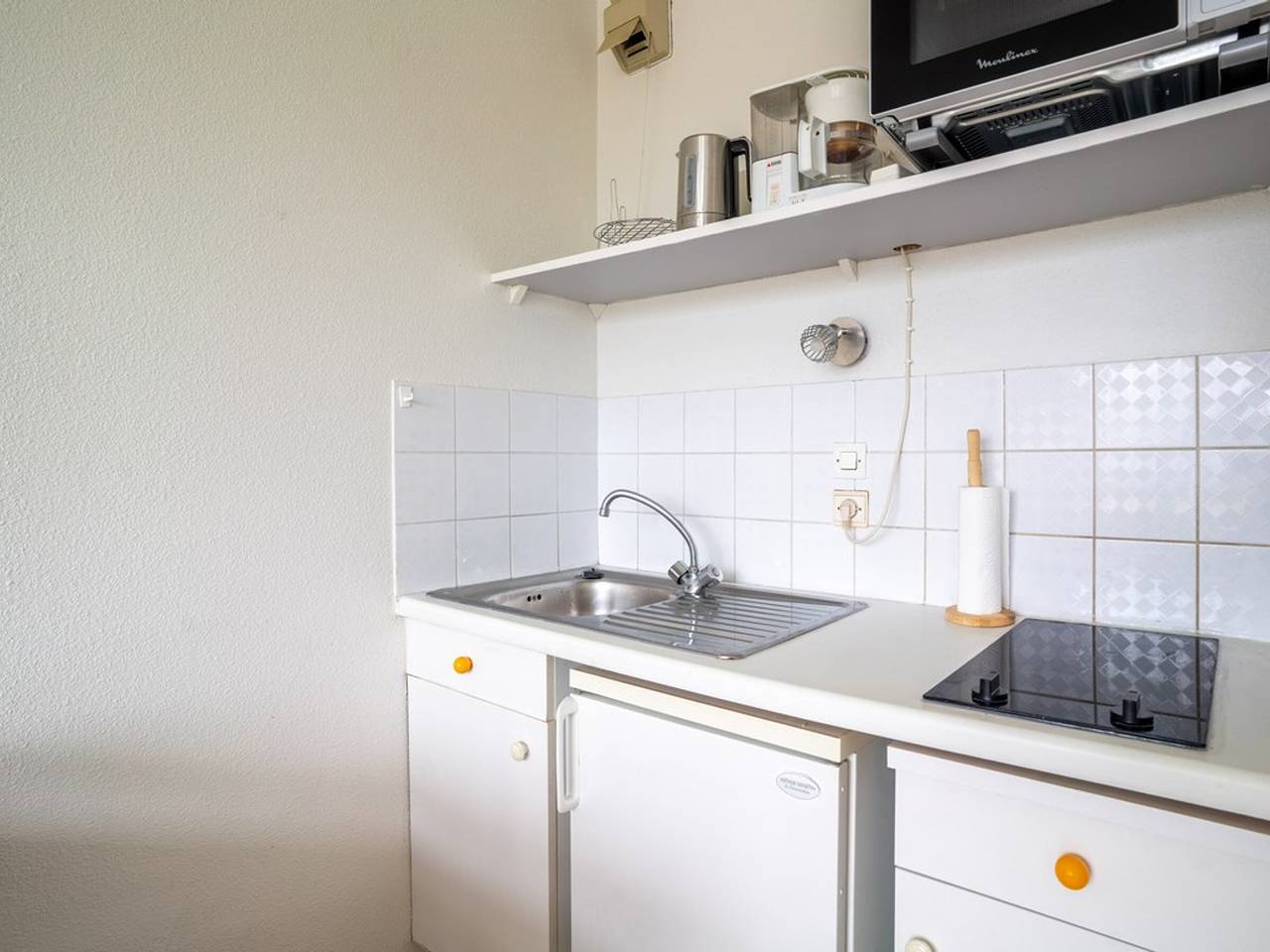 Entire apartment, Oceanfront Apartment for 4 in Mimizan - Cleaning Included in Mimizan Plage, Mimizan