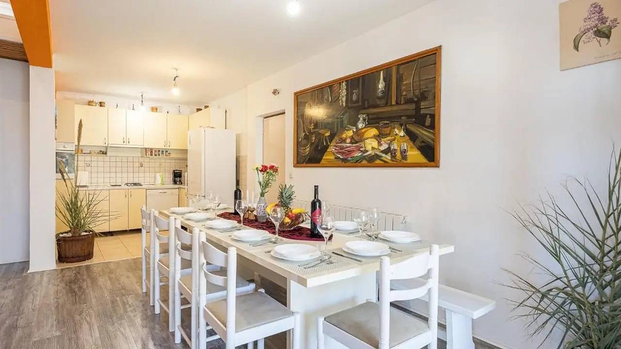 Ferienhaus für 10 Personen (126 m²) in Kotlenice in Dalmatinisches Zagora