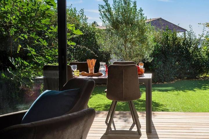 Hôtel pour 4 personnes, avec jardin