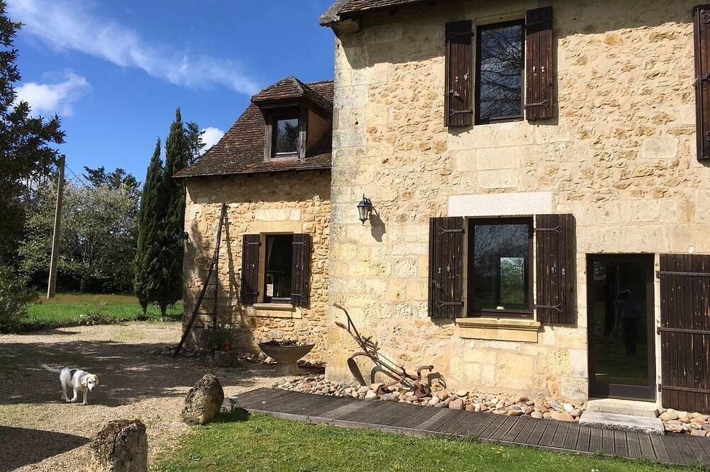Un gîte de 2 chambres avec piscine sur les rives de la Dordogne, Bergerac in Prigonrieux, Périgord Pourpre