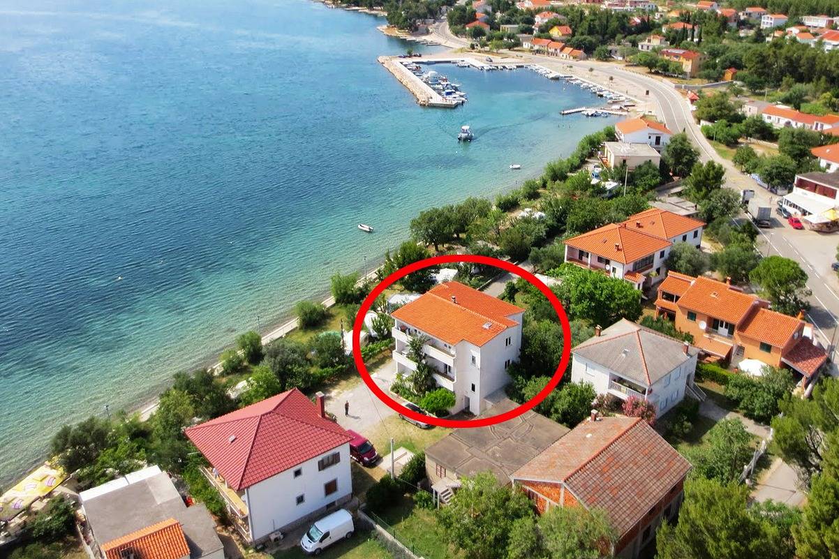Ganze Wohnung, 1-Zimmer-Ferienwohnung am Strand Seline, Paklenica A-6440-a in Starigrad, Zadar
