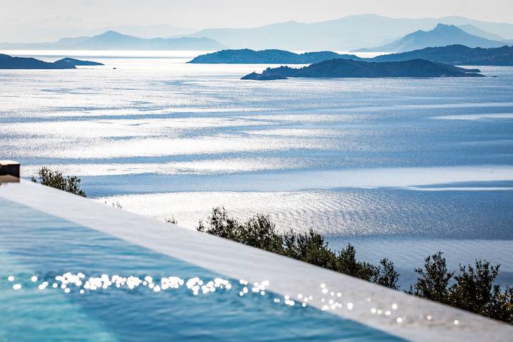 Ferienhaus für 10 Personen, mit Balkon und Terrasse sowie Garten und Pool auf Skopelos