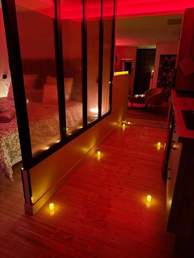 Gîte pour 2 personnes, avec jacuzzi et sauna à Vallabrix - 4