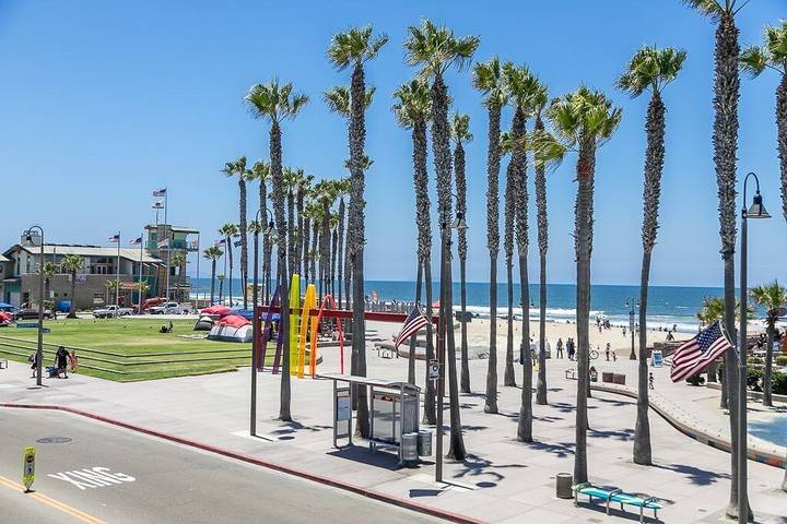 Vacation rental for 6 people, with balcony and yard in Imperial Beach