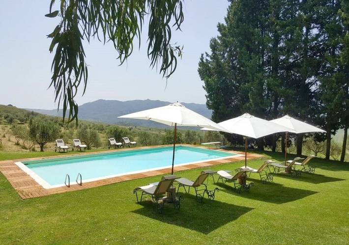 Appartamento per 2 persone, con Terrazza e Giardino nonché Piscina a Piana degli Albanesi
