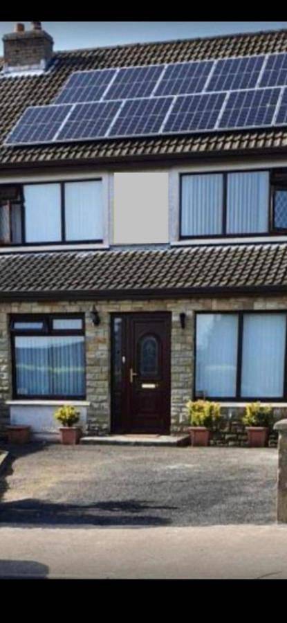 Standard Double Room with Shared Bathroom in Sligo, County Sligo