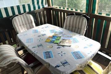 Camping pour 3 Personnes dans Verteillac, Périgord Vert, Photo 4