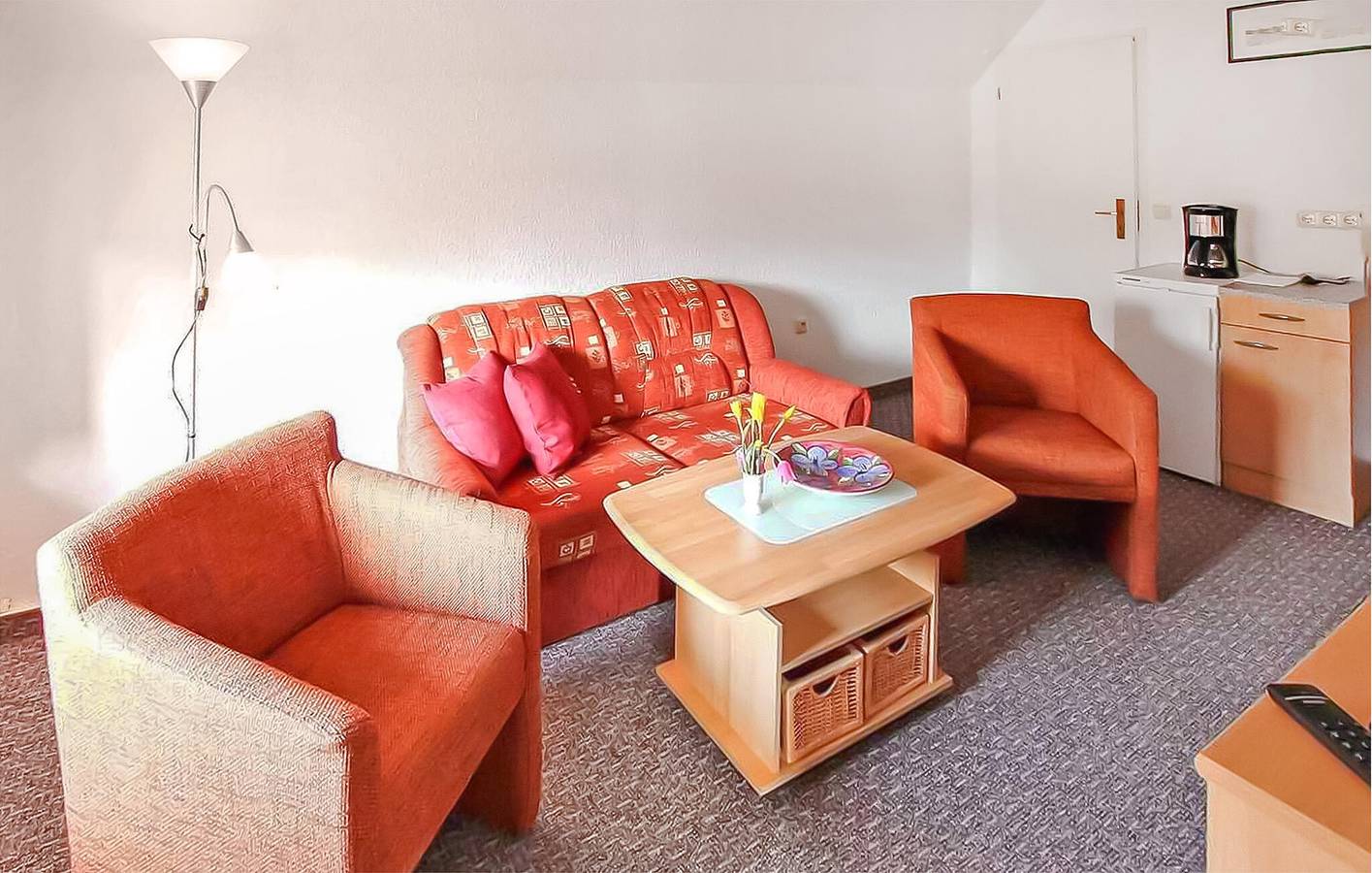 Apartamento vacacional entero, Acogedor Apartamento con Parking, Internet - 200m de la Costa in Alt Reddevitz, Mönchgut