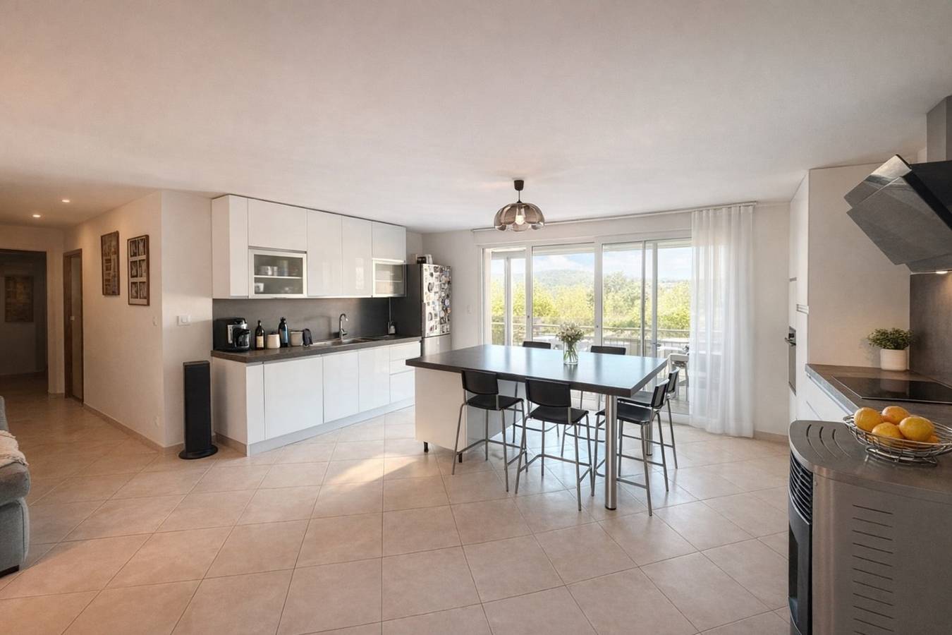 130m² Draguignan villa with pool and views in Draguignan, Region de Draguignan