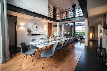 Maison De Vacances pour 12 Personnes dans Saint-Genis-Pouilly, Gex, Photo 4