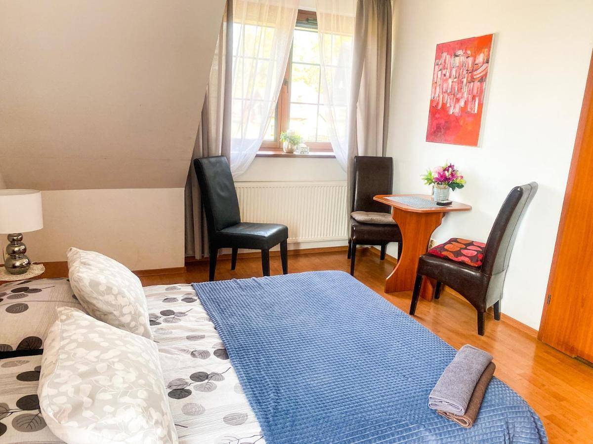 Cały apartament wypoczynkowy, Pokoje Gościnne Emilio in Kudowa-Zdrój, Sudety (Polska)