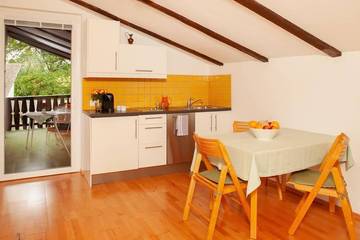 Bungalow für 2 Personen, mit Garten und Balkon am Ossiacher See