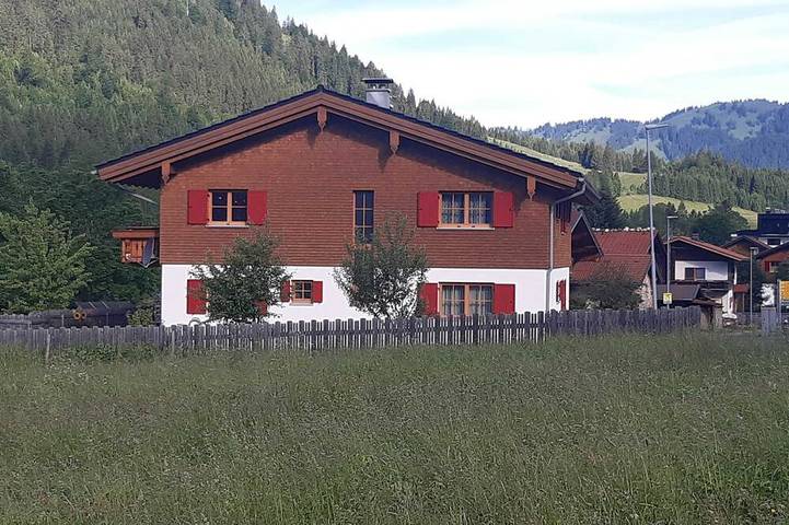 Ferienwohnung für 4 Personen, mit Balkon in Schattwald - 2