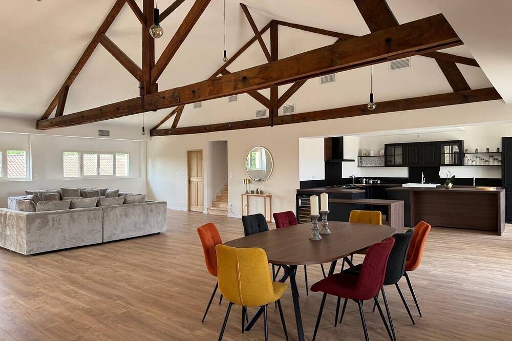 Appartement De Vacances pour 8 Personnes dans Orange, Provence