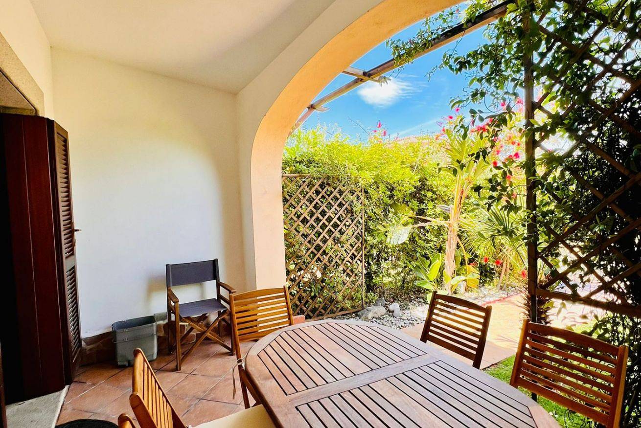 Ganze Wohnung, Ferienwohnung für 5 Personen mit Balkon in San Teodoro, Olbia-Tempio