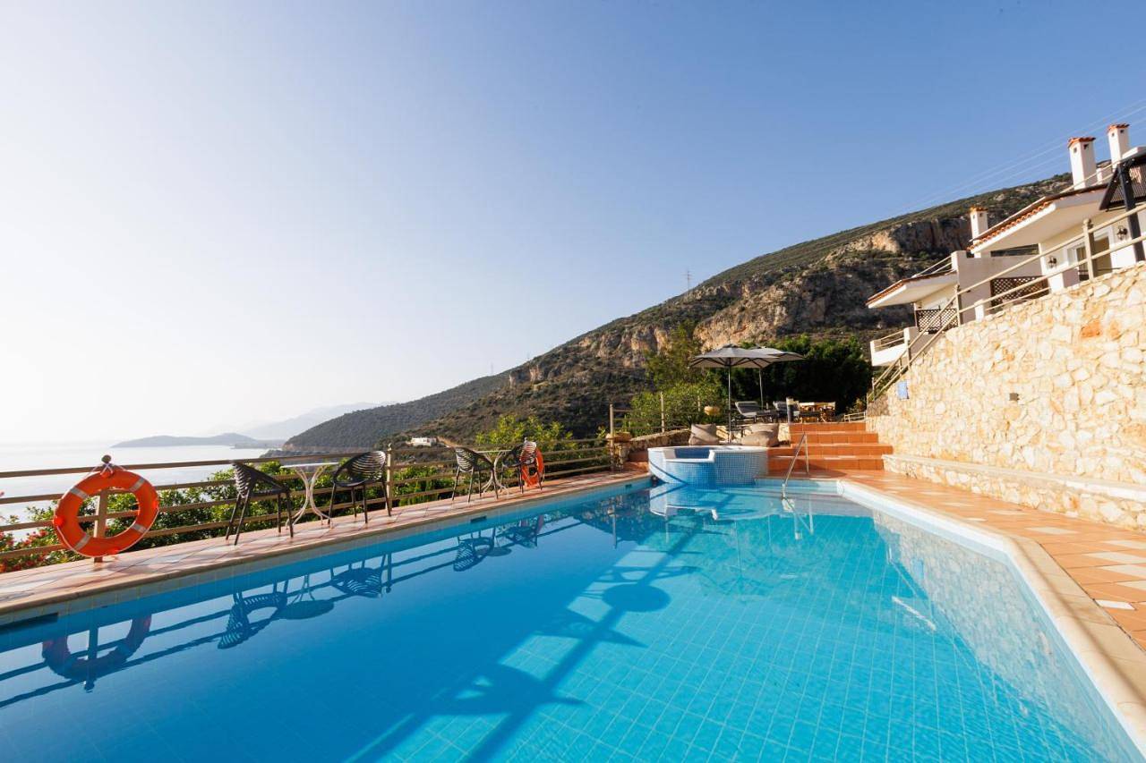 Blue Horizon Suites in Xiropigado, Kinuria
