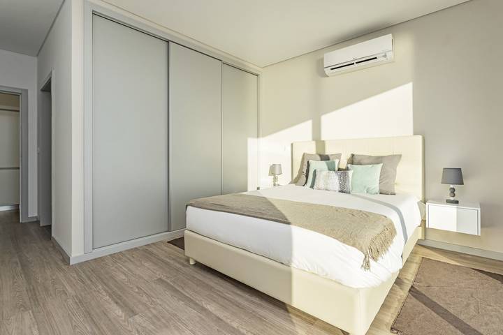 Location de vacances pour 4 personnes, avec Balcon et Terrasse ainsi que Jardin et Piscine dans Arco da Calheta - 3