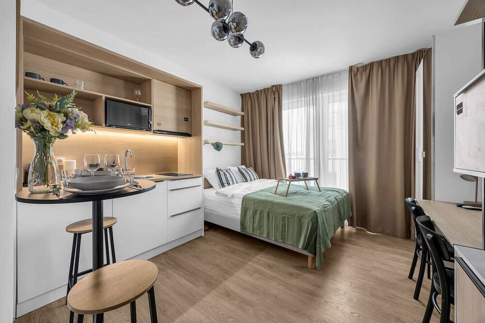 Appartement entier, Praga Studio with Air-Con - 140m Metro, near Pge Narodowy Stadium in Varsovie, Mazovie