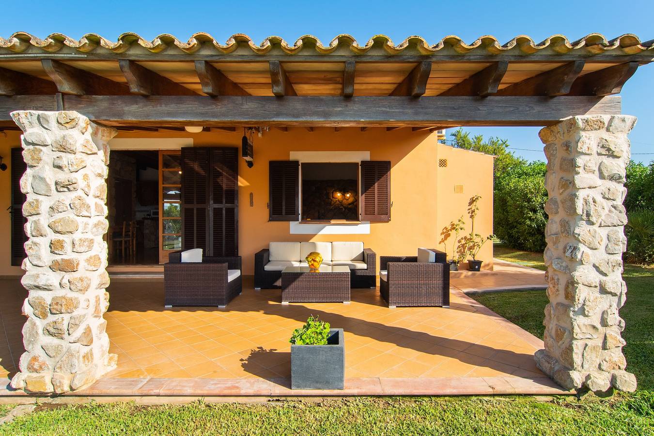 Landhaus 'Pollentia' mit Bergblick, Wlan und Klimaanlage in Alcúdia, Mallorcas Küste