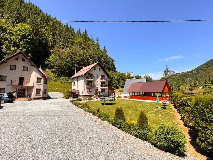 Maison d’hôte pour 2 personnes, avec Balcon et Jacuzzi ainsi que Terrasse et Jardin