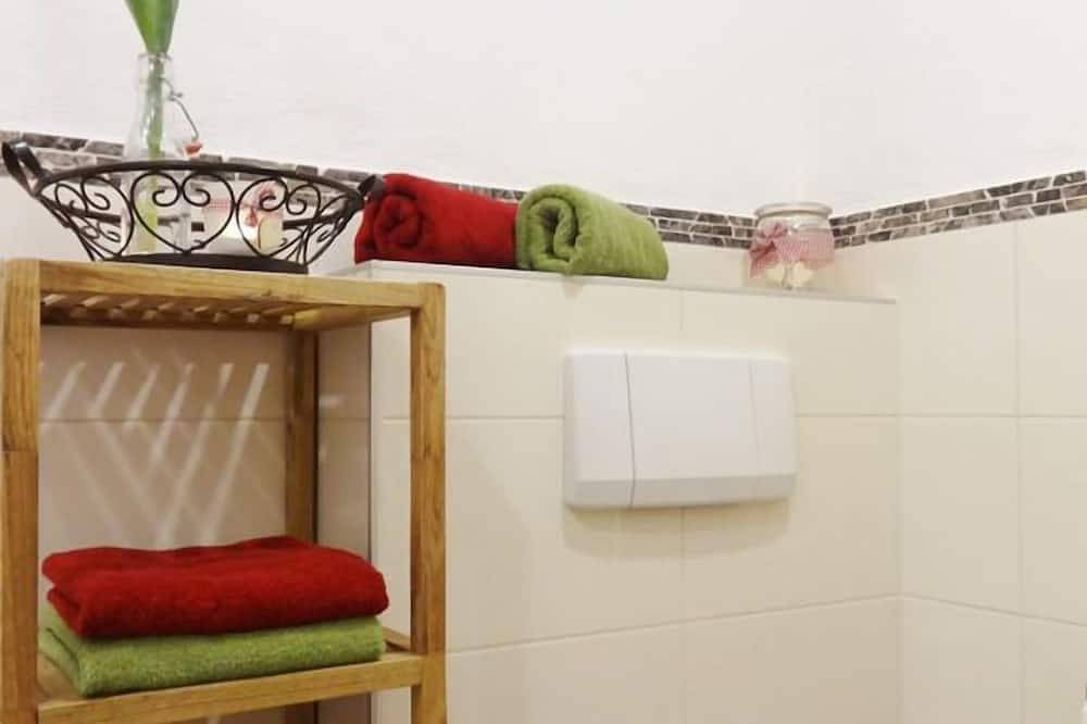 Ganze Wohnung, 45qm große Ferienwohnung für bis zu 3 Personen auf einem Bauernhof in Lohberg, Ostbayern