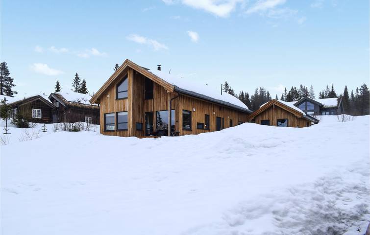 Ferienhaus für 10 Personen, mit Garten und Ausblick sowie Terrasse und Sauna - 1