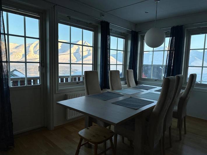 Gîte pour 6 personnes, avec vue dans Longyearbyen