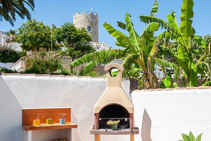 Apartamento entero, Apartamento con aire acondicionado en la playa cerca del centro de la ciudad con gran terraza in La Fontanilla, Conil de la Frontera