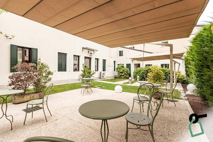 Hôtel pour 3 personnes, avec jardin à Dolo (Italie) - 4