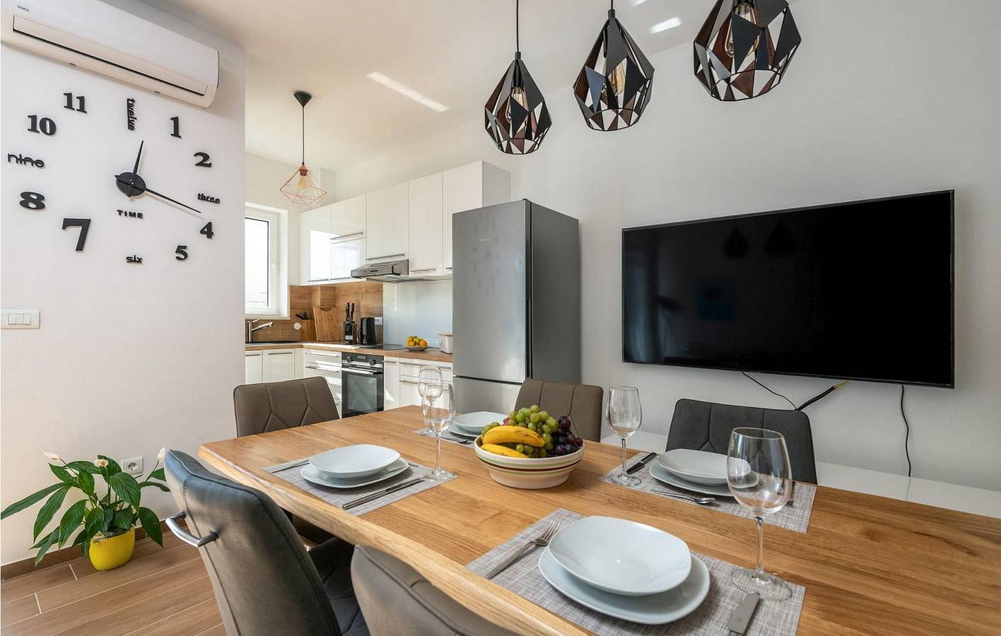 Ferienhaus für 6 Personen mit Terrasse in Barbariga, Südküste Istrien
