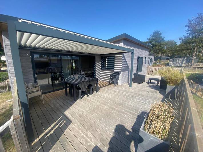 Parc de vacances pour 6 personnes, avec jardin et piscine, animaux acceptés en Normandie