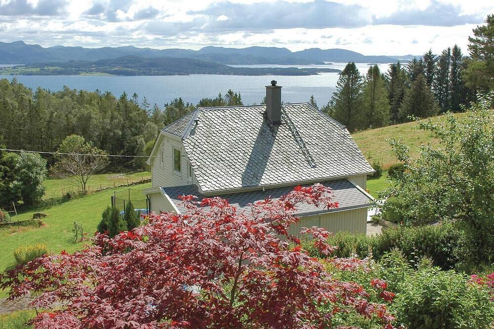 Tolles Haus in Tau mit Meerblick in Strand (Rogaland)