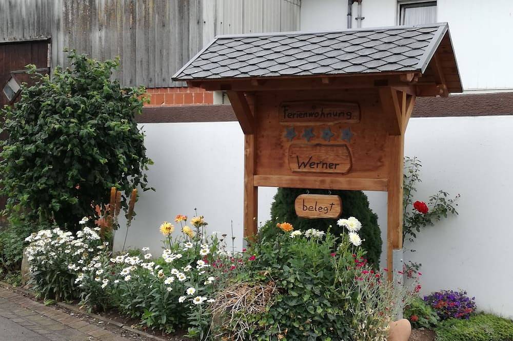 Ganze Wohnung, Luxurious, spacious **** apartment on a farm - family friendly in Tann, Rhön-Hessen