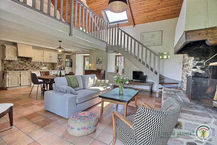 Gîte pour 4 personnes, avec Terrasse ainsi que Jardin et Vue