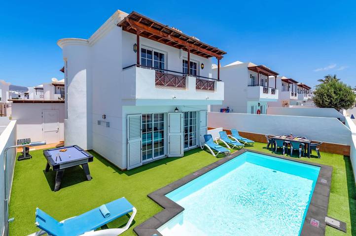 Villa for 6 people, with garden in Puerto del Carmen Old Town
