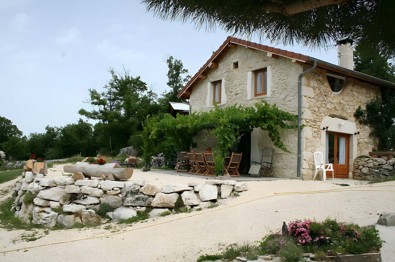 Gite de ganisson en pleine nature in Presles, Parc naturel régional du Vercors