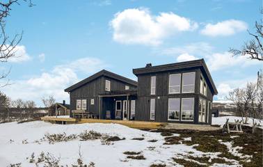 Ferienhaus für 8 Personen, mit Garten und Terrasse, mit Haustier in Tröndelag