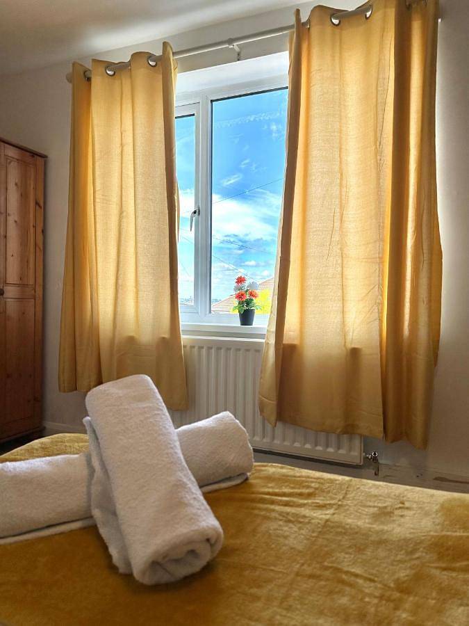 Holiday apartment for 3 people, with garden and view in Derby