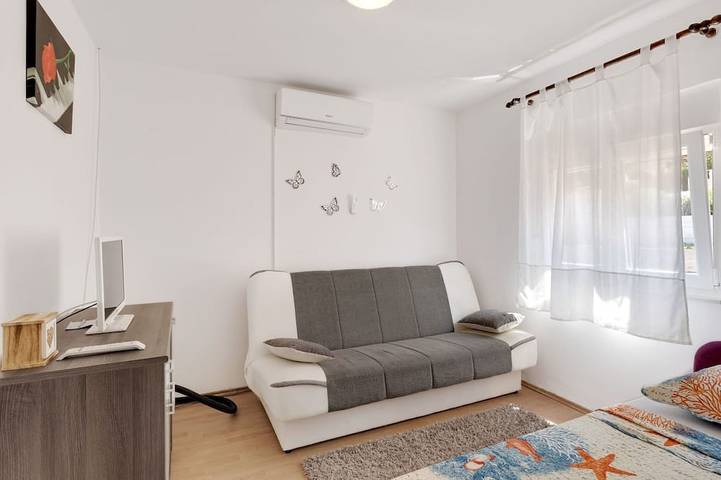 Ferienhaus für 5 Personen, mit Pool, mit Haustier in Jasenice - 2